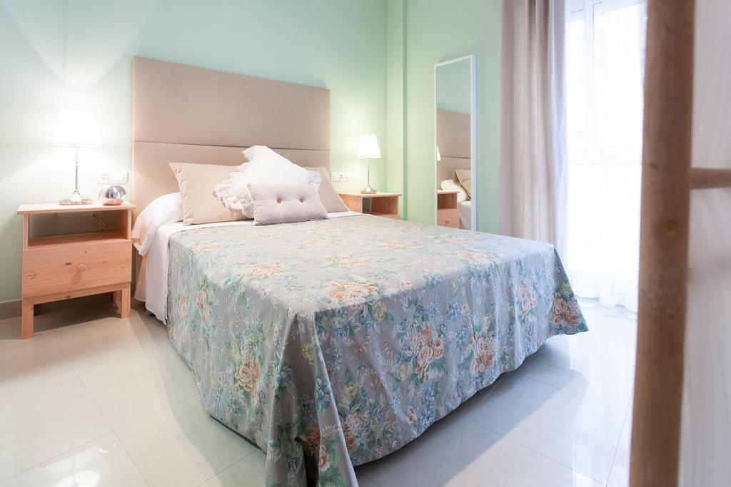 Apartamentos San Lorenzo Seville Luaran gambar
