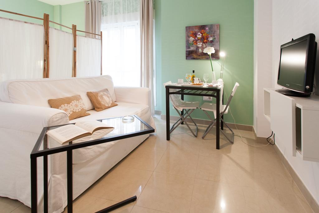 Apartamentos San Lorenzo Seville Luaran gambar