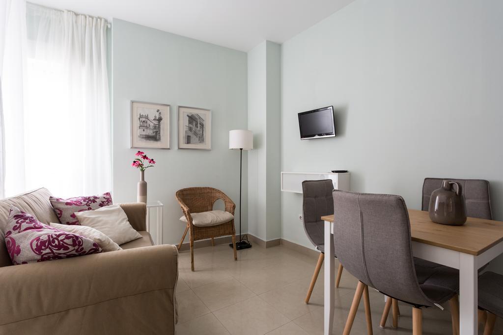 Apartamentos San Lorenzo Seville Luaran gambar