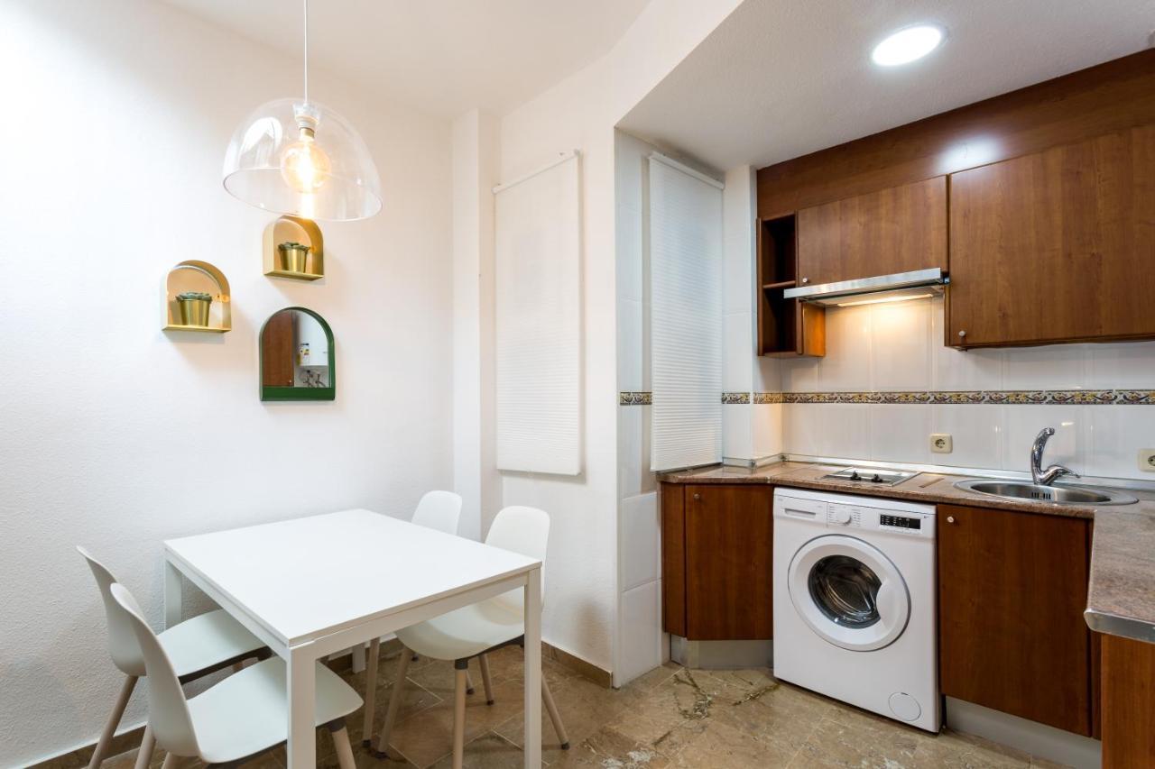 Apartamentos San Lorenzo Seville Luaran gambar